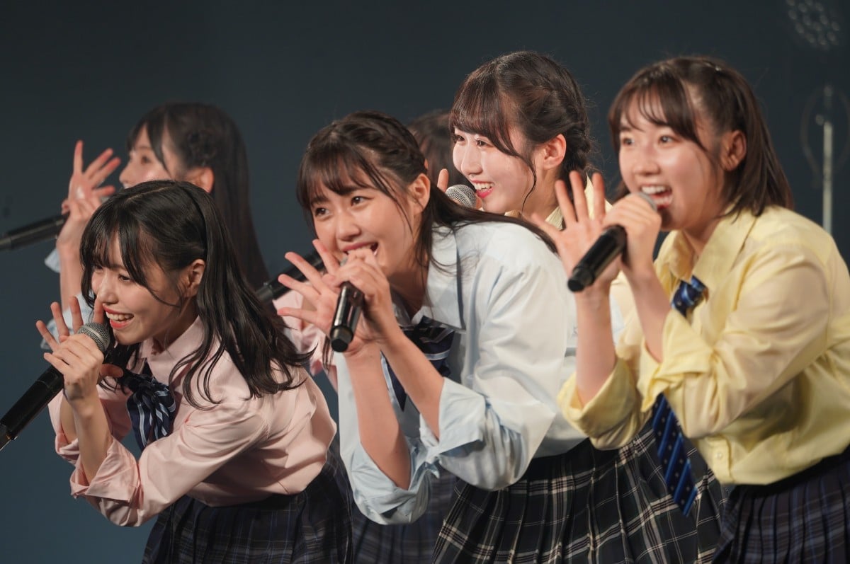 STU48 ペアカット 生写真   岡田奈々 瀧野由美子 STU48 ペアカット 生写真 岡田奈々 瀧野由美子