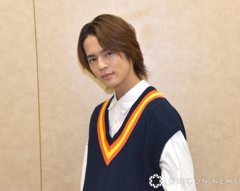 奥野壮、生瀬勝久との2ショットを公開 『下剋上球児』で『仮面
