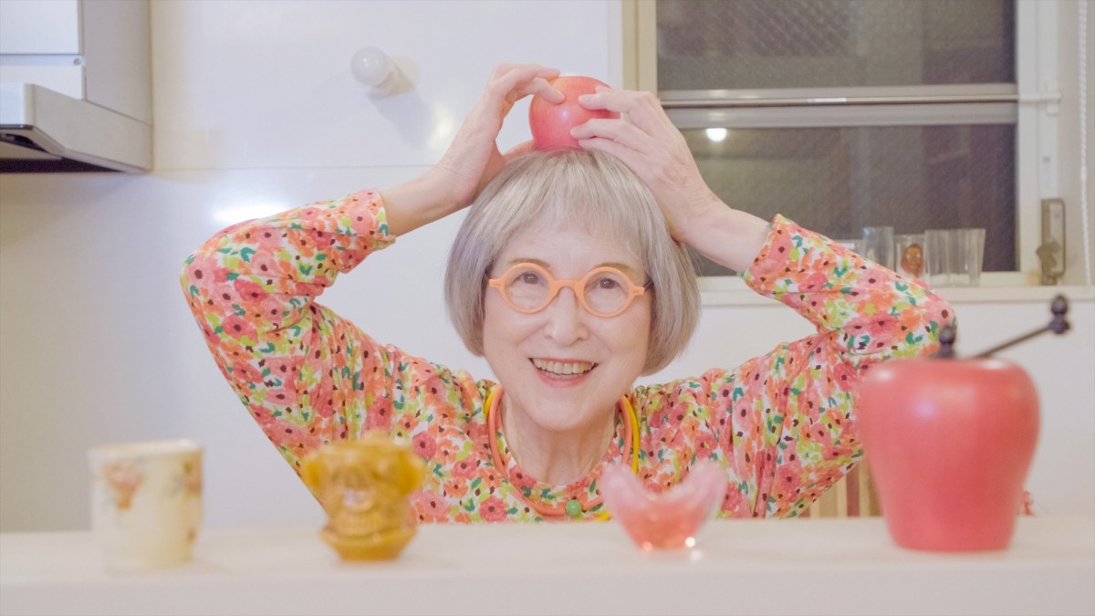 宮崎あおい、ドキュメンタリー映画『カラフルな魔女』ナレーション収録