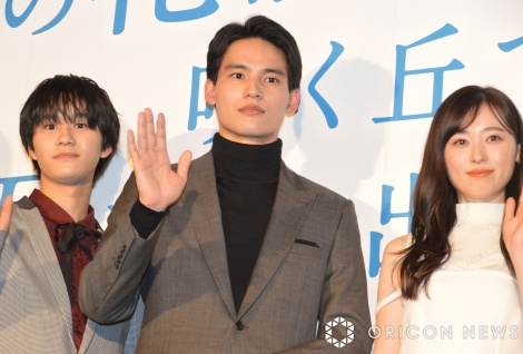 �f��w���̉Ԃ��炭�u�ŁA�N�Ƃ܂��o�����B�x�������䈥�A�ɓo�d�����i������j����l���A����P�i�A�����y �iC�jORICON NewS inc. 