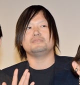 �f��w�΂��̃J�C�u�c�x���䈥�A�ɓo�d�����c�`���^�J���L (C)ORICON NewS inc. 