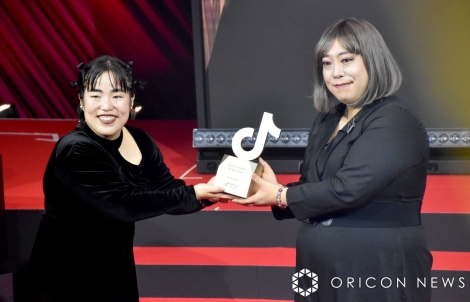 wTikTok Awards Japan 2023xɓoꂵ()񃌃gBo@AMOSCO (C)ORICON NewS inc. 