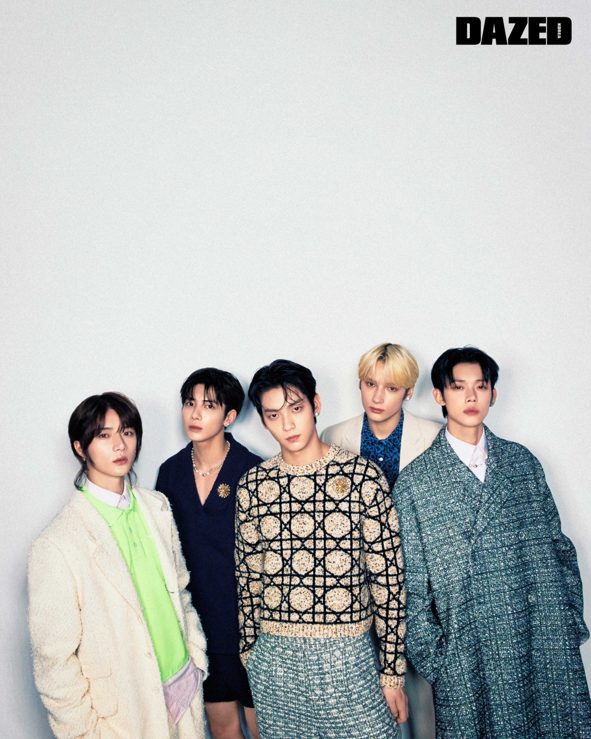 TOMORROW X TOGETHER、「Dior」を着こなし美しさ際立つ | オリコン