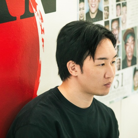 ���q�����@�B�e�F�J�e�v�j �iC�jORICON NewS inc. 