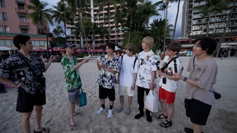 ABEMA���ԁwTOBE�̉ċx�݁B�`�n���C�Ɛ薧���I�V���Ȍ��Ӂ`�x��2�b���iC�jAbemaTV, Inc. 