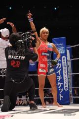 �wRIZIN.45�x�őΐ킵�����V���ԁ��R�{���J�̖͗l�iC�jRIZIN FF 