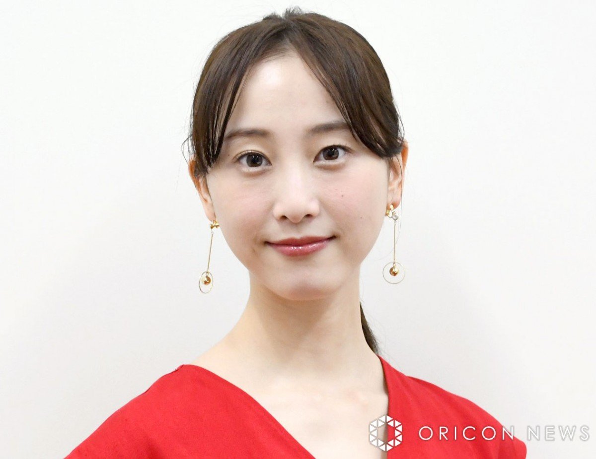 松井玲奈 松井玲奈、近藤晃央との結婚報告 きれいな直筆メッセージで「入籍いたしました」 | ORICON NEWS