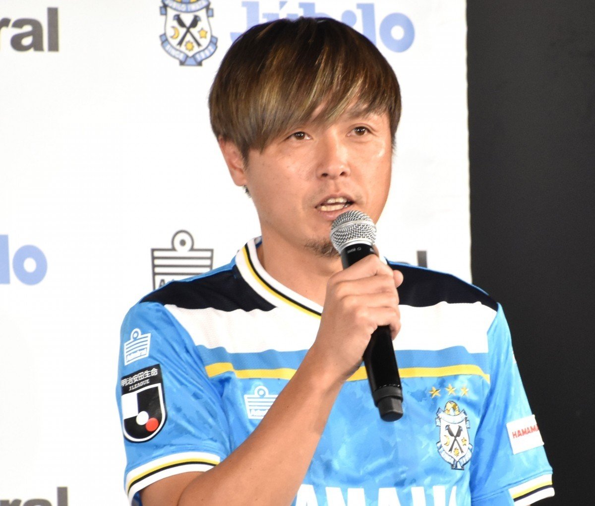 サッカー元日本代表の遠藤保仁が現役引退を発表 G大阪トップチームコーチに就任 | ORICON NEWS