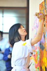 ���̃p�u���b�N�A�[�g�u���Ԑ����v�̐����S�����鏬�����H�� 