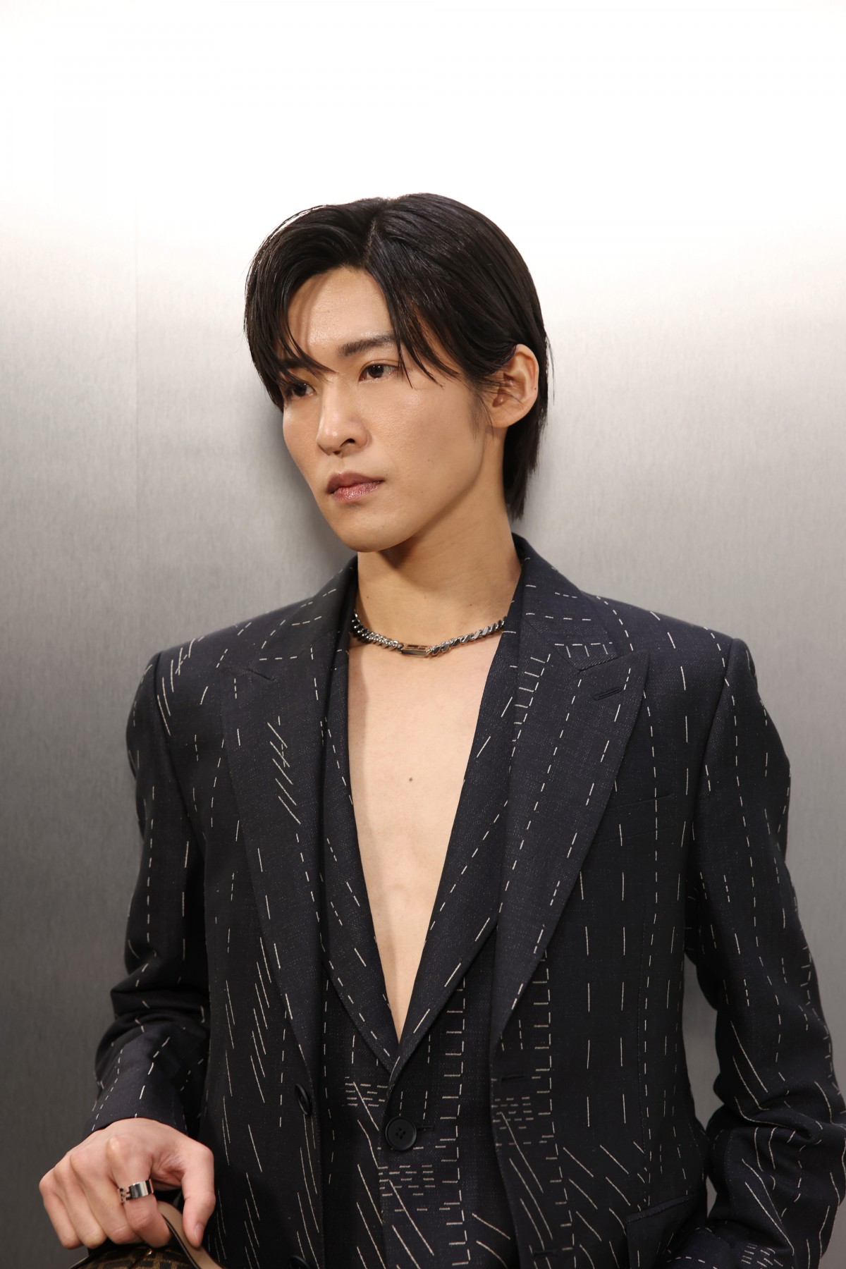 Snow Man目黒蓮ら世界各国のセレブリティが参加 フェンディ2024-25年