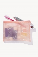 50周年のハローキティ×25周年の『sweet』初コラボ 付録で豪華2点セット