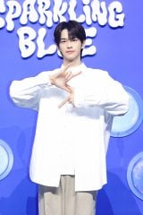 SHINYU�i�V�����j=TWS�i�g�D�A�X�j1st�~�j�A���o���wSparkling Blue�x�̃��f�B�A�V���[�P�[�X���iP�j���iC�jPLEDIS Entertainment 