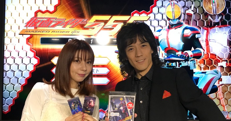 半田健人＆芳賀優里亜、『仮面ライダー555』の“リマインド”イベント 撮影秘話が連発 「根に持っている」ことも判明 | ORICON NEWS