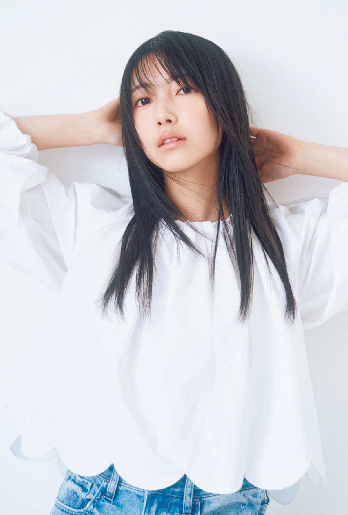 羽化宣言！ 櫻坂46 村山美羽が初表紙を飾る・1/23発売「blt