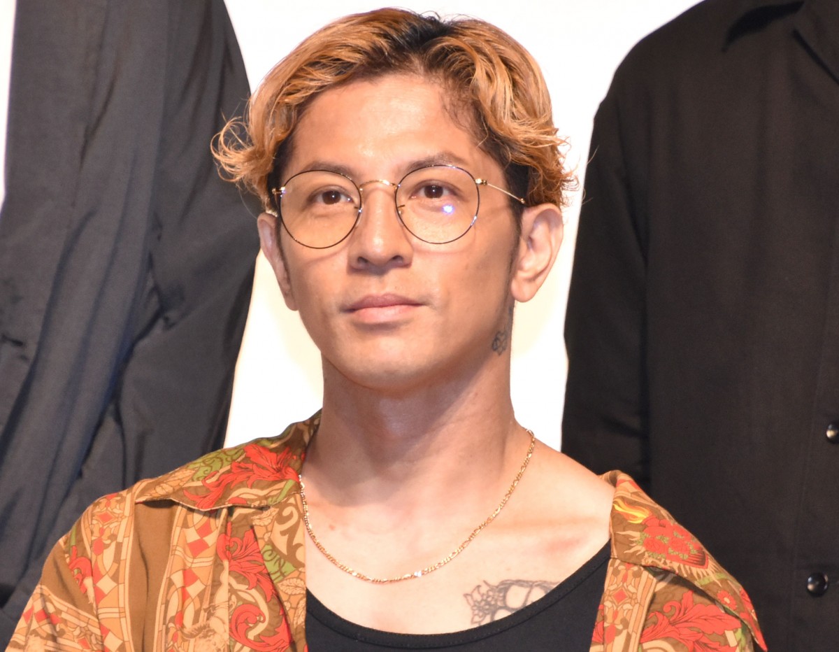 Dragon Ash・降谷建志、長男抱っこの“顔出し”親子ショットが「めっちゃ