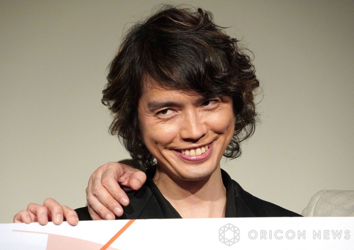 村上幸平、“草加スマイル”の原点明かす 『仮面ライダー555』舞台