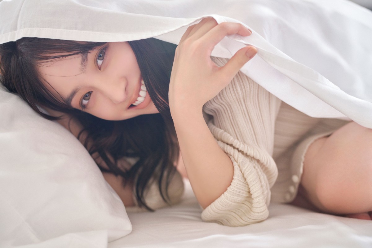 画像・写真 | 橋本環奈、キュートな花柄ワンピで登場 5年ぶり写真集で