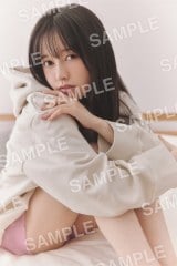 現役芸大生の乃木坂46池田瑛紗、大きな瞳で見つめる美脚ショット 5期生