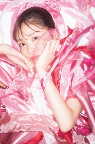 画像・写真 | FRUITS ZIPPER櫻井優衣、美バストあらわなアンダー