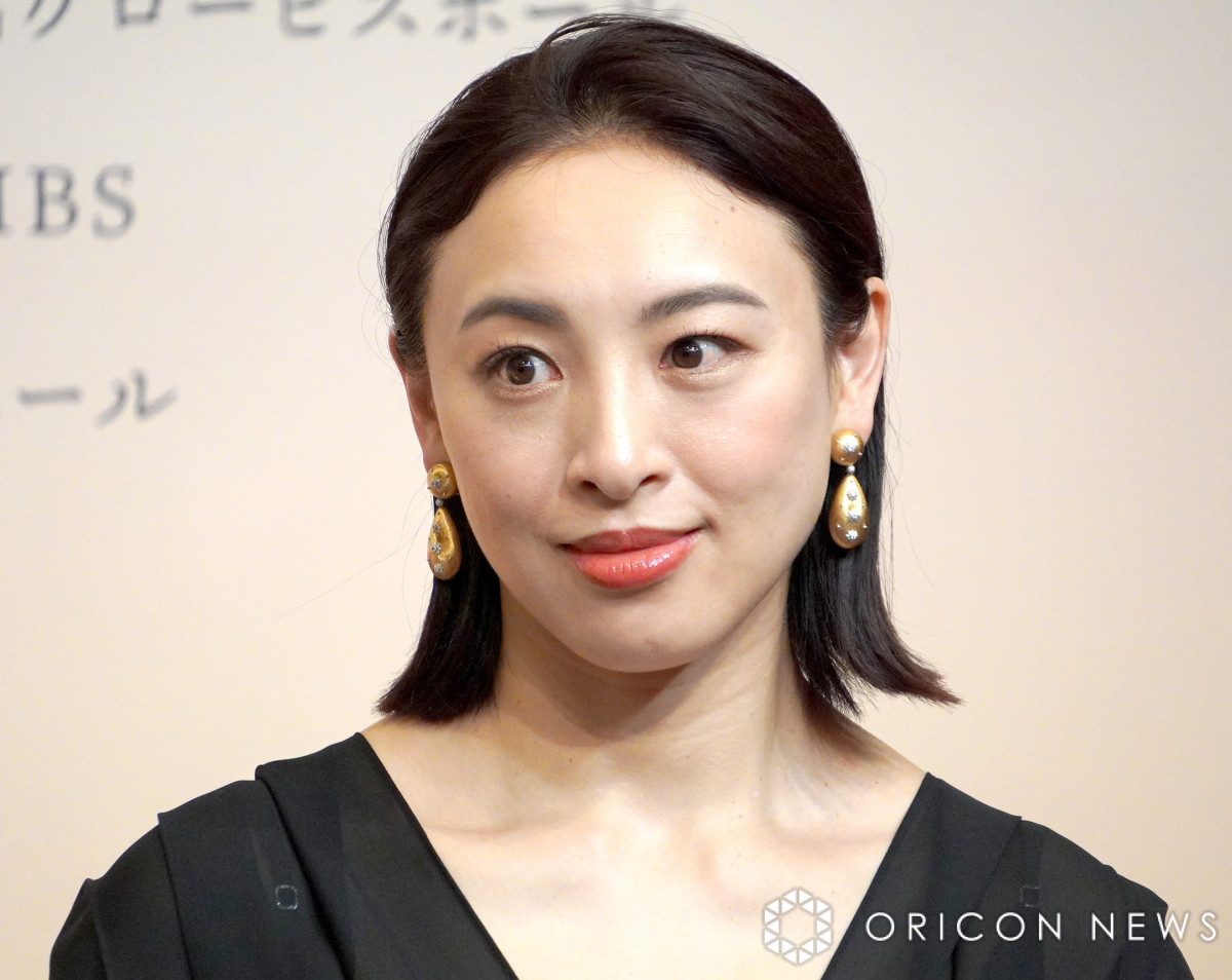 ~[WJw̐E̕ЋɁx씭\L҉ɏoȂj (C)ORICON NewS inc. 