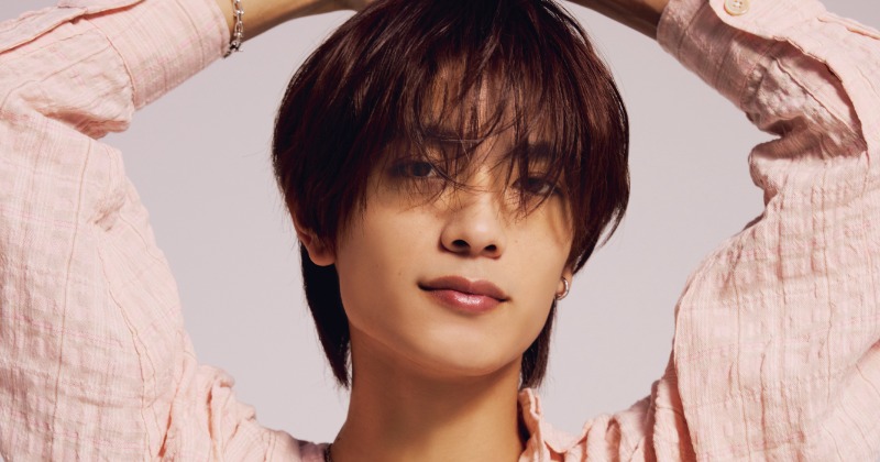 なにわ男子・高橋恭平、『ViVi』でリラックス感あるシンプルコーデ “今