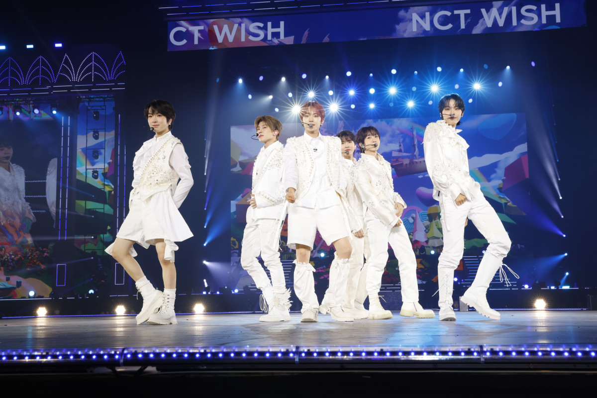 wSMTOWN LIVE 2024 SMCU PALACE @TOKYOxŃfr[NCT WISH 