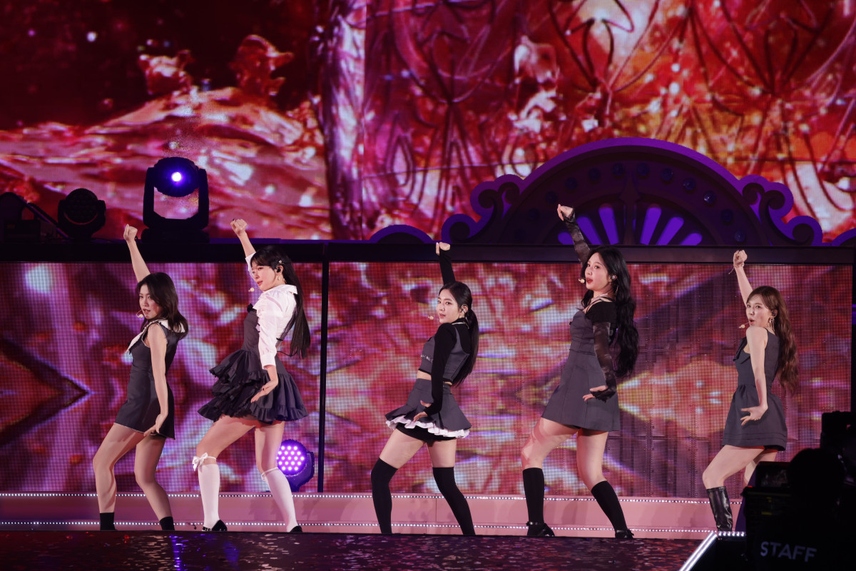 Red Velvetウェンディ誕生日を東京ドームで祝福 あいみょん曲カバー