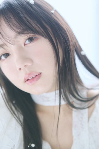 日向坂46齊藤京子、『ar』で卒業スペシャル大特集 1st写真集から未収録のアザーカットも初公開へ | ORICON NEWS