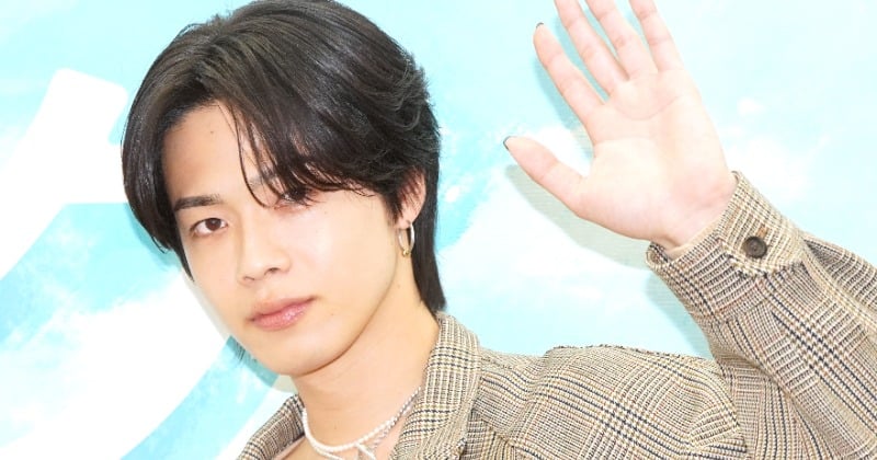 コムドットやまと ⛩🍁 Jacket: @celine Jeans: @celine Glasses: @off____white