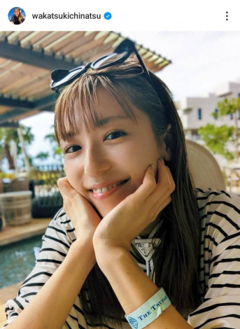 ��ΐ�āu�l�����̃T���O���X�f�U�C���v�i�ʐ^�̓C���X�^�O���� ��wakatsukichinatsu ���j 