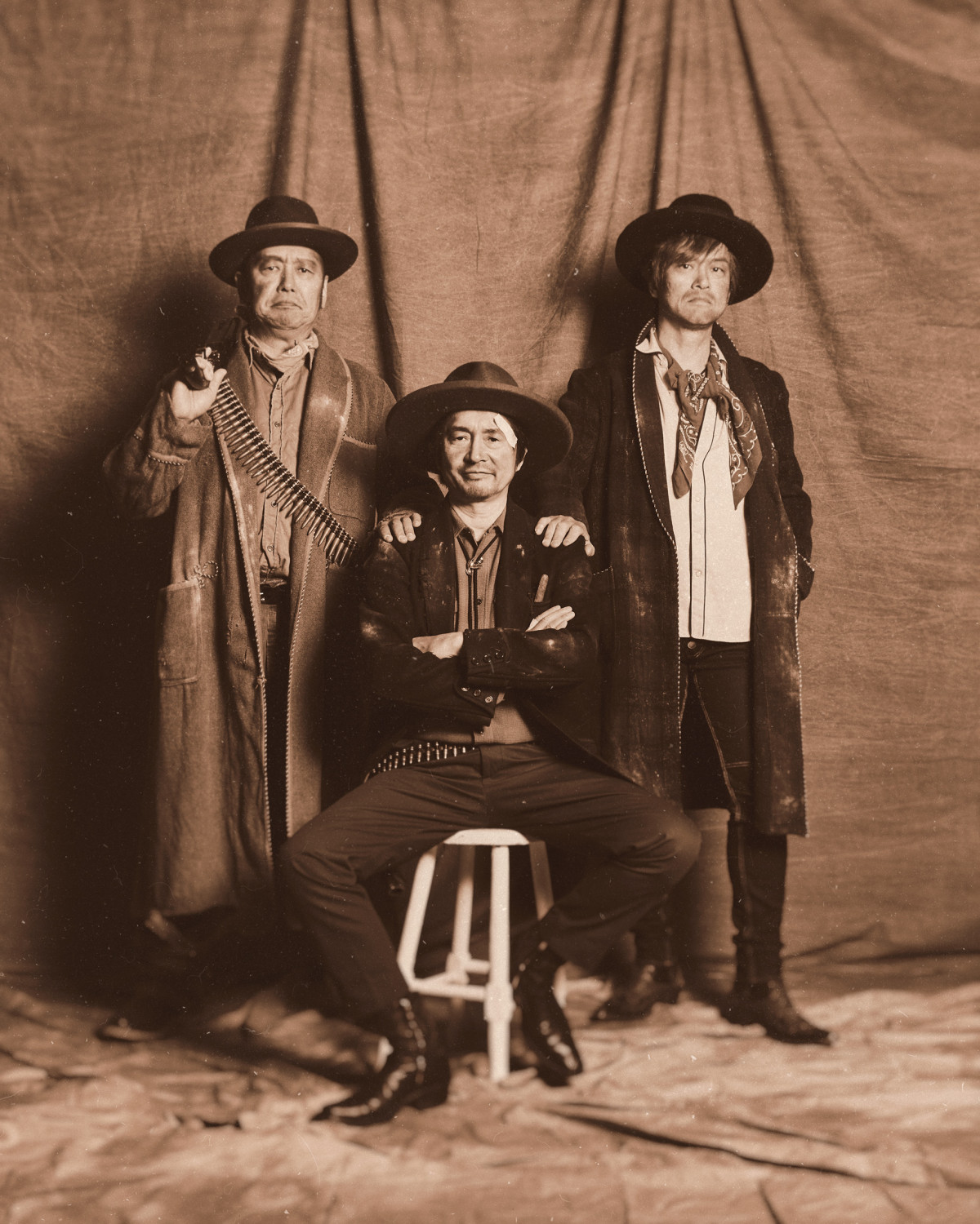 ベーシスト解雇の怒髪天、3人体制での新ビジュアル公開 旧アー写と同