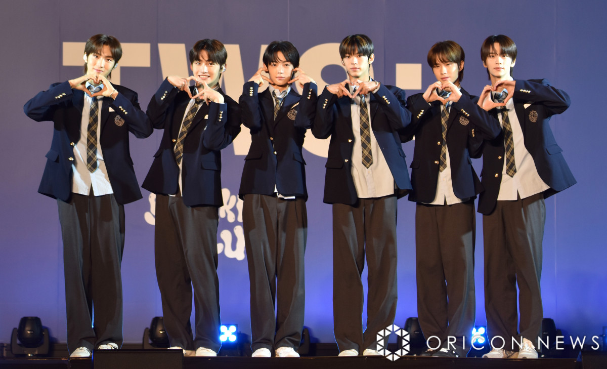 Tws ペンライト　デビュー　ショーケース Sparklingblue Tws ペンライト デビュー ショーケース Sparklingblue Tws ペンライト