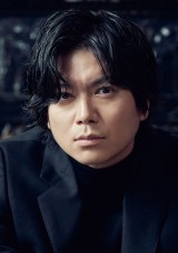 NEWS加藤シゲアキ、メディア向けにチョコ＆直筆サインで結婚報告