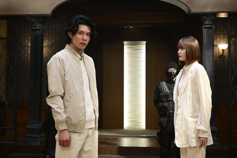 Hulu�I���W�i���w�N�Ɛ��E���I�����ɁxSeason5�E�ŏI�b���iC�jHJ �z�[���f�B���O�X 