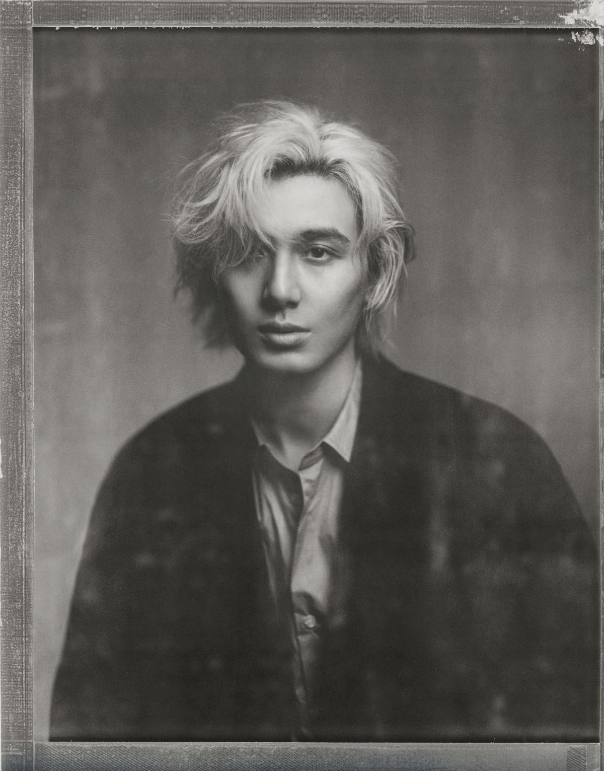 ♡おまんじゅう♡藤井風Tシャツ肖像画の白と黒 ♡おまんじゅう♡藤井風Tシャツ肖像画の白と黒 藤井風T