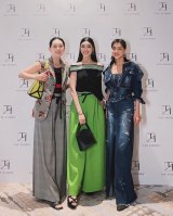 �A���~�J�A���ϔN��55�΁g�������h3�V���b�g�u�������ăX�^�C�����Q�v�u3�l�Ƃ����Y��v�̐� 