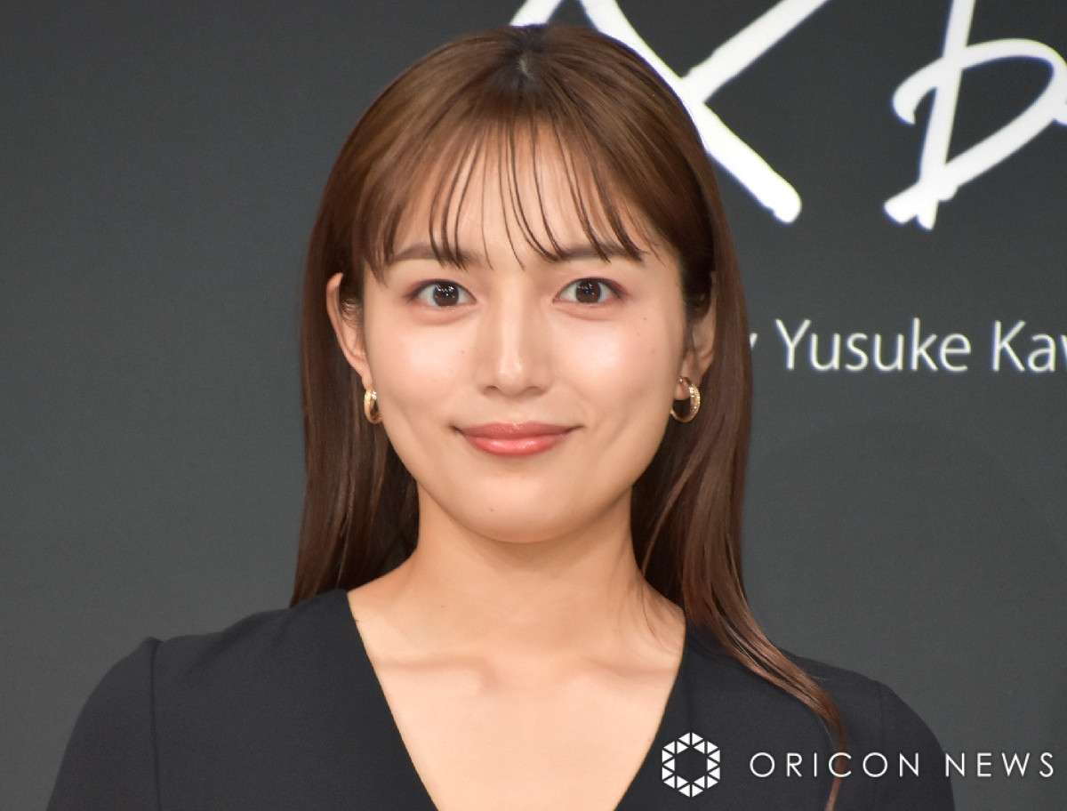 川口春奈　アイコラ　エロ 川口春奈、青の水着姿でプール満喫「気持ちよさそう」「美しいマーメイド！」 | ORICON NEWS