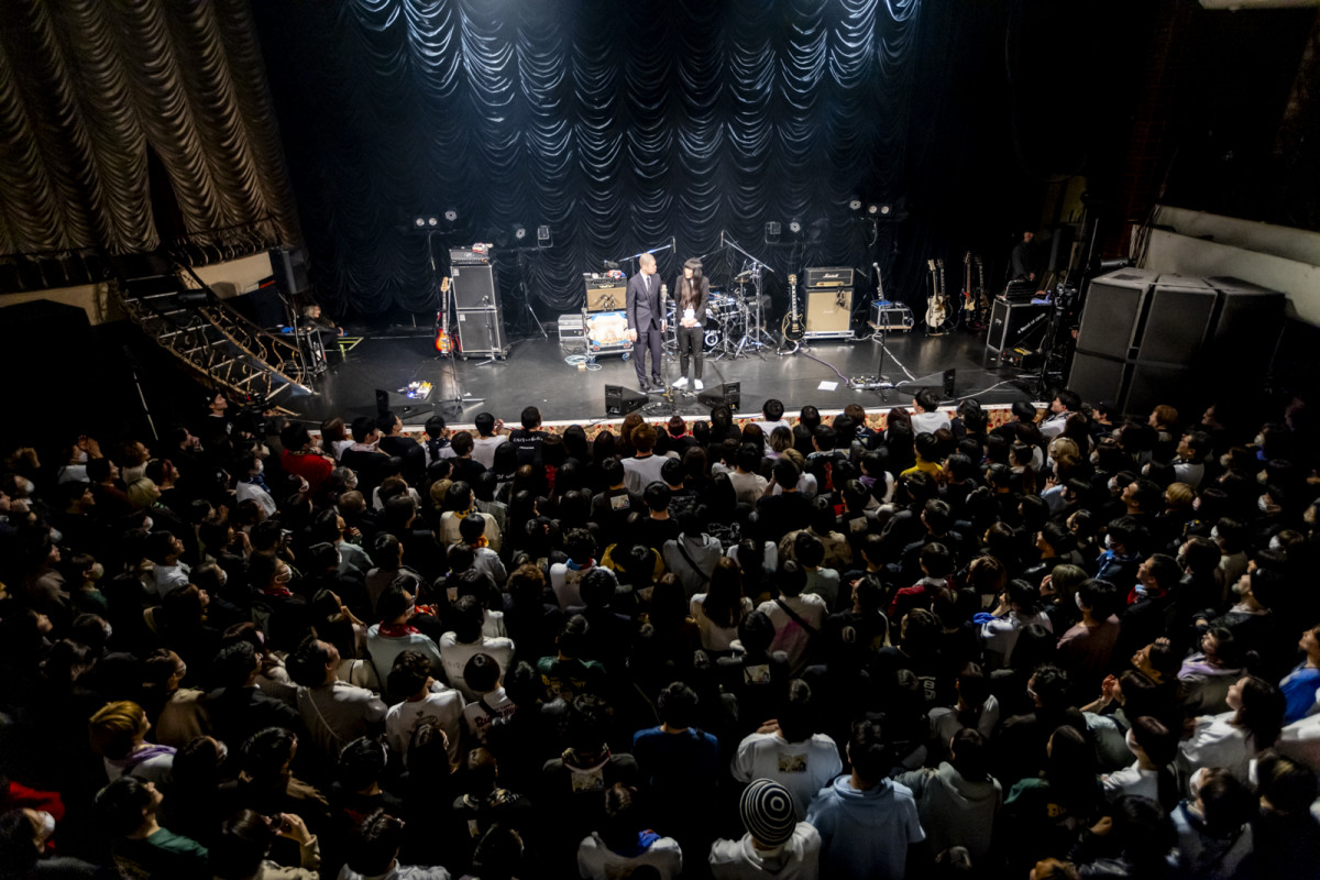 wKINZOKU Bat Night at Ll}yx̖͗l(Photo by Viola Kam) 