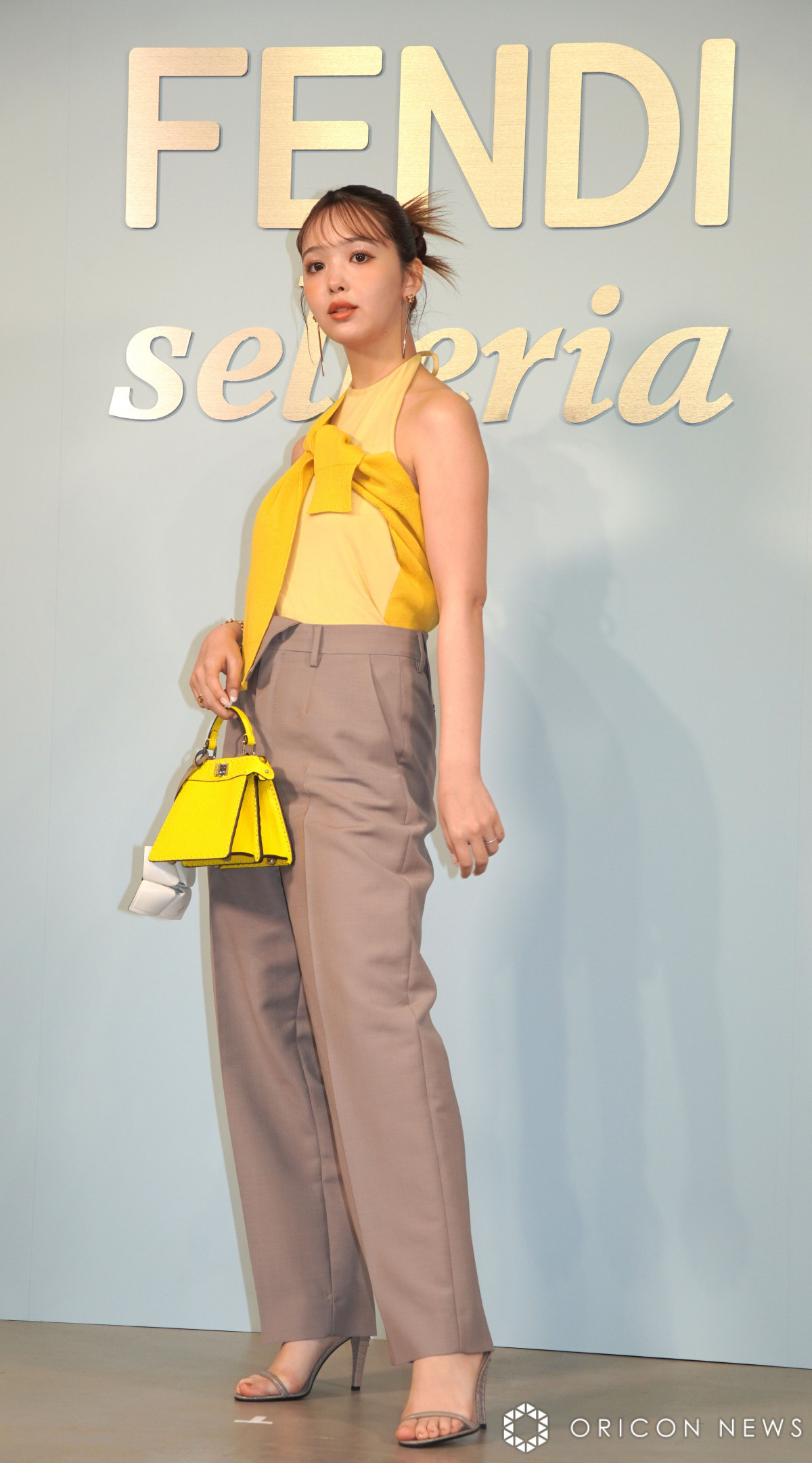 藤田ニコル まとめ売り 画像・写真 | 藤田ニコル、2年ぶりの金髪→さらなるイメチェン「ピンク