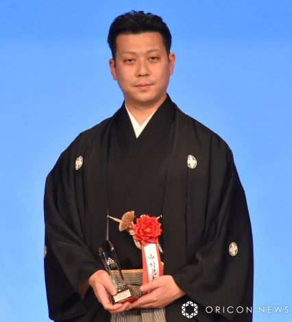 中村児太郎の画像・写真 | 古田新太、頭部をぶつけ50針ぬう