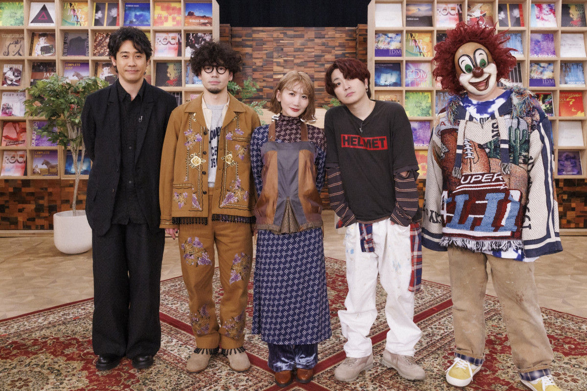 mSEKAI NO OWARÍg[JhɎi(C)NHK 