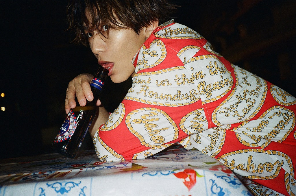 EXILE NAOTO「写真集」1位 極限まで鍛え上げた圧巻の肉体美を惜しげも