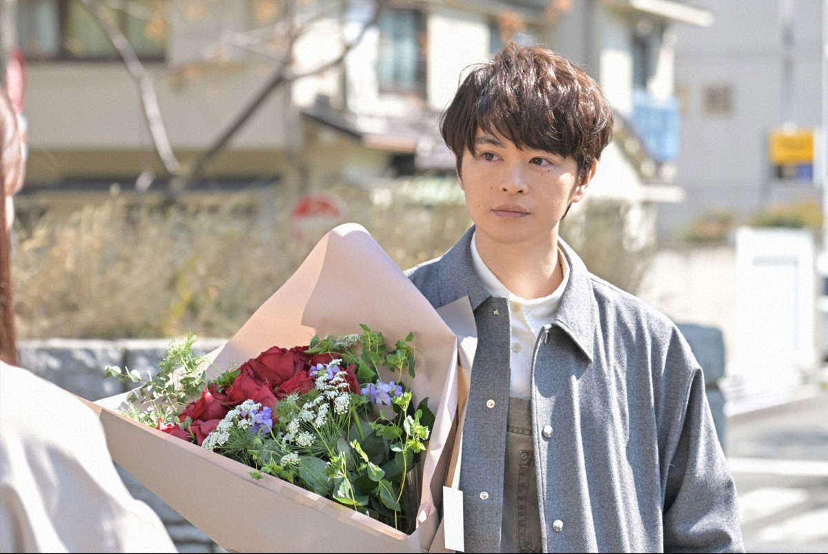 くるり～誰が私と恋をした？～』第1話 めるる主演 “恋の相手”と
