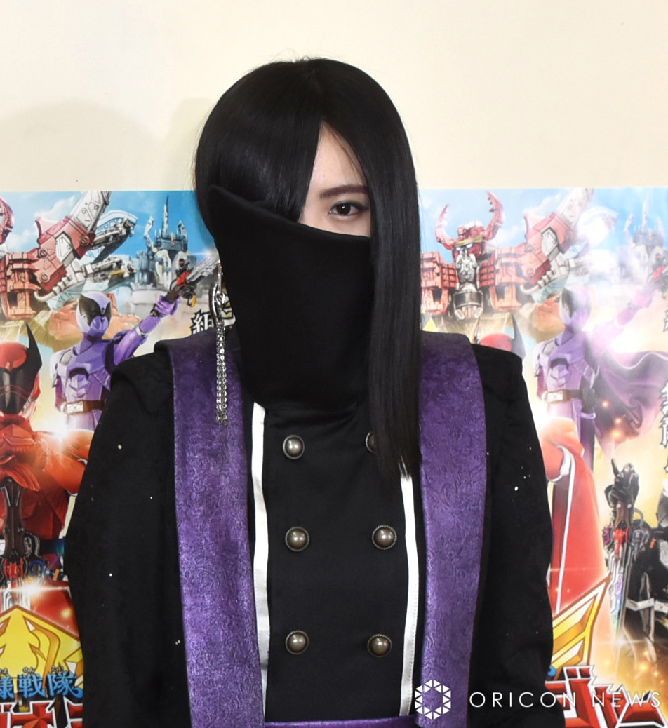 キングオージャー　リタ・カニスカ　ブロマイド fb295ba0-8d1a-49e7-83b5-