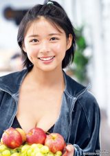 �g�V���[�g�J�b�g�̒��V���h�K���C��A�ʐ^�W�鑠�J�b�g���o�� �I�g�i�ȕ\��Ŕw���������Ɂc 