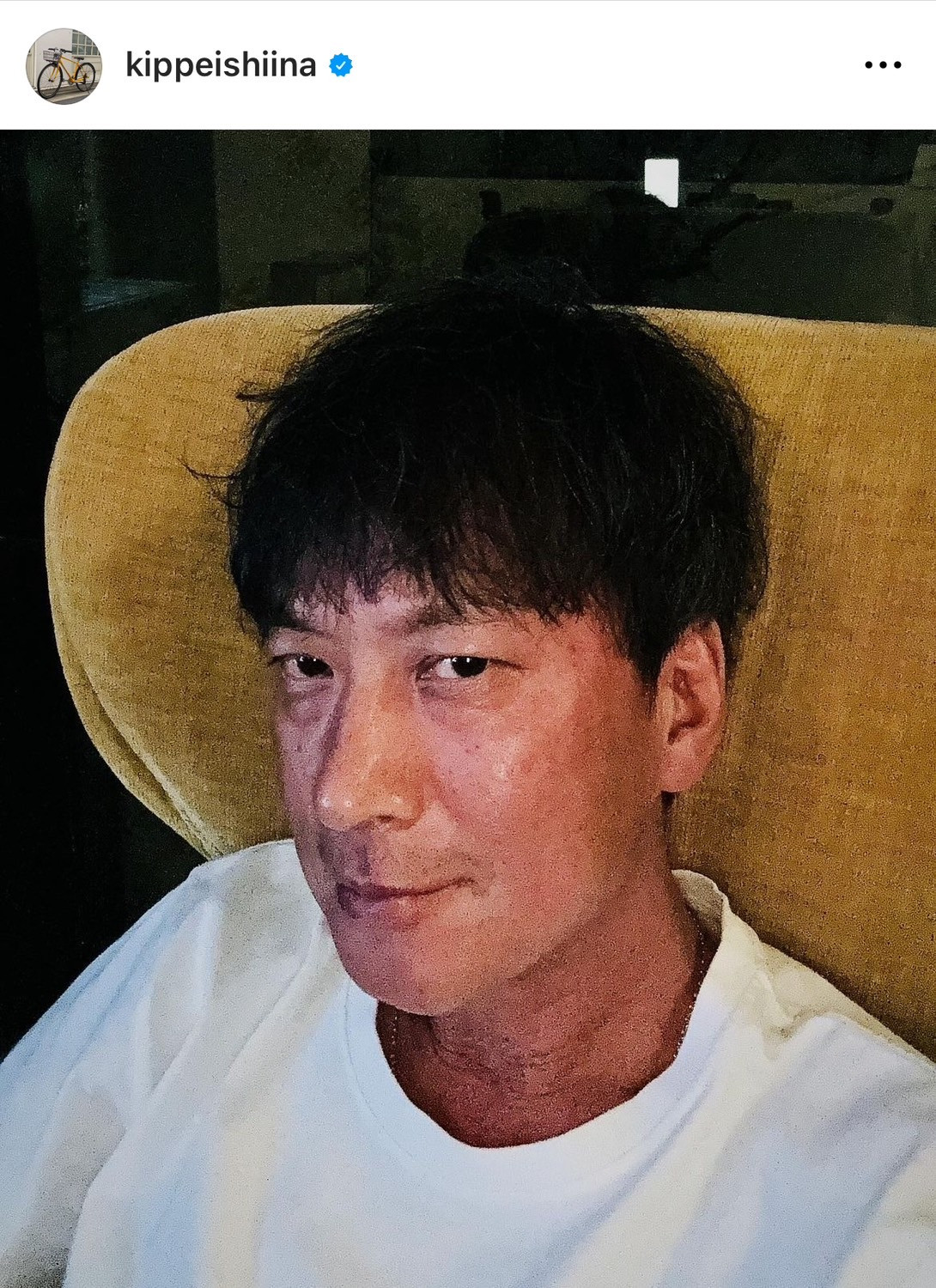 椎名桔平直筆サイン入りポラロイド写真(おまけ付き) 椎名桔平 added a new photo.