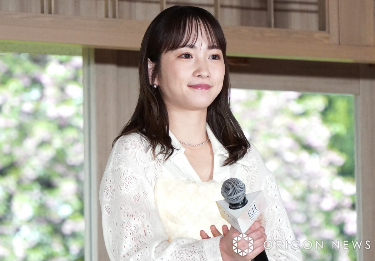 川栄李奈29歳で、大泉洋に“最後のセーラー服”を宣言 | ORICON NEWS