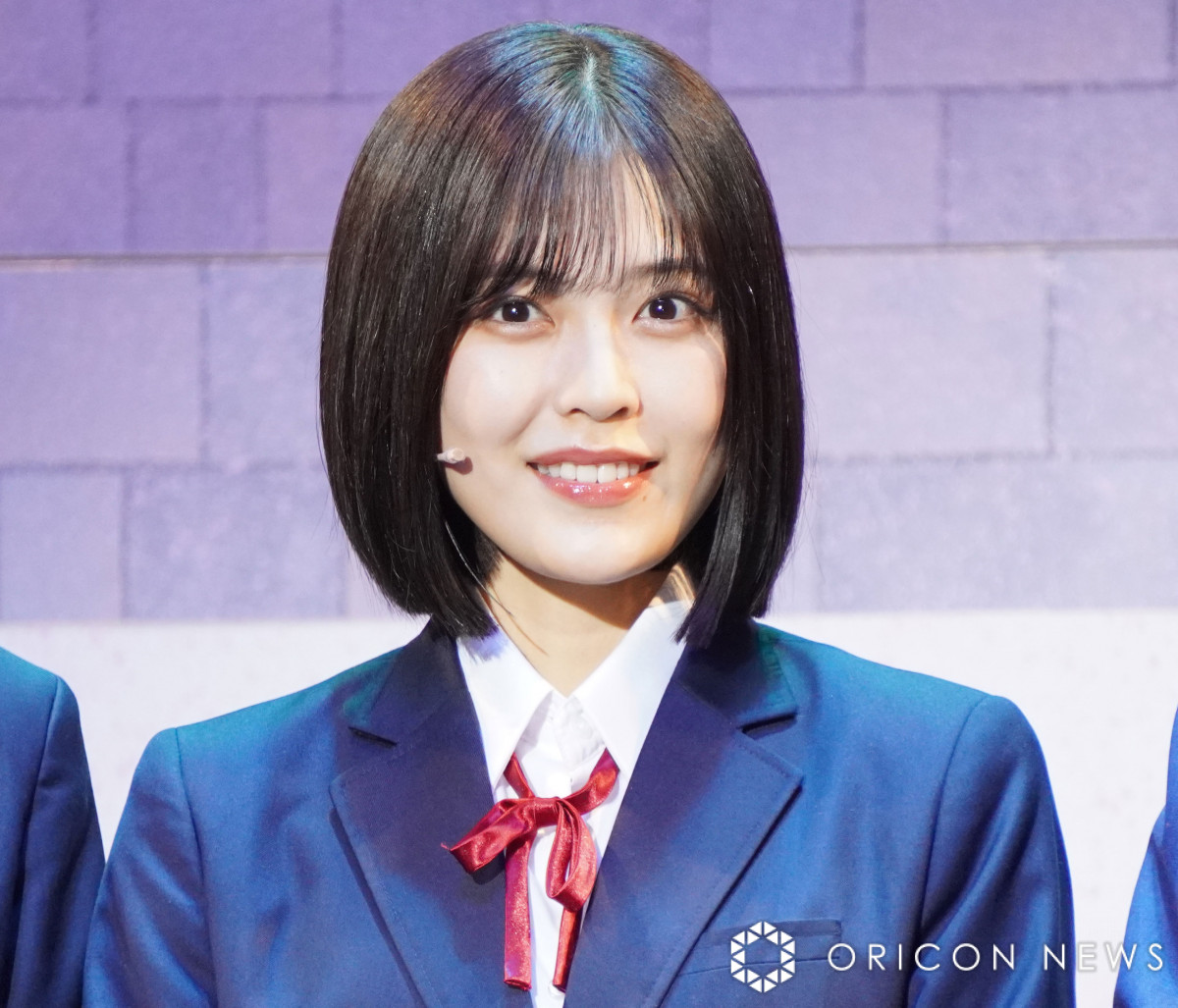 雑誌の切り抜き 柴田柚菜 そして私は大人になった 9P グラビア