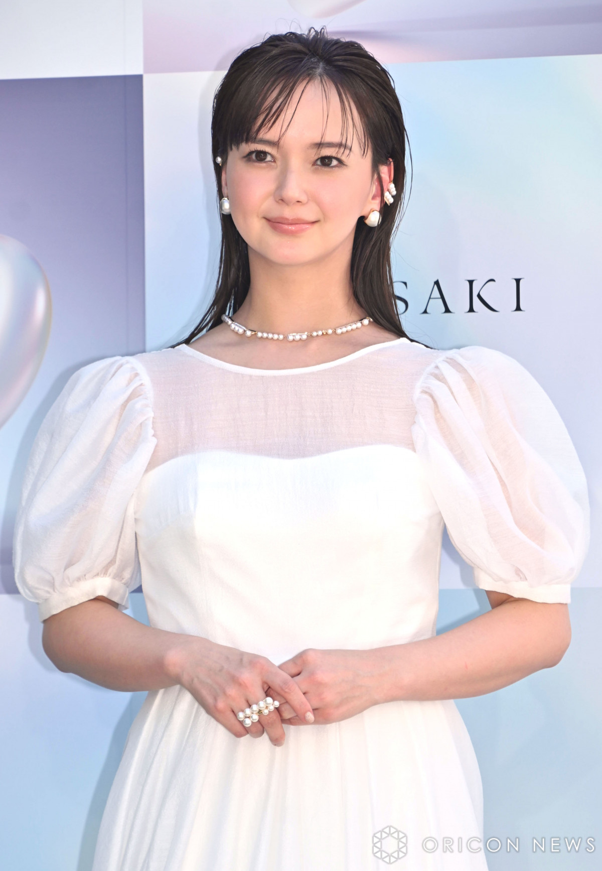 多部未華子、事務所から独立後初公の場 1300万円超えのジュエリー身に付け笑顔「頑張って働いて買えるように…（笑）」 | ORICON NEWS