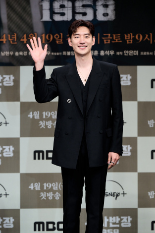 �C�E�W�F�t�����w�{���ǒ� 1958�x����^�f�B�Y�j�[�v���X �X�^�[�œƐ�z�M���iC�j2024MBC. All Rights reserved. 